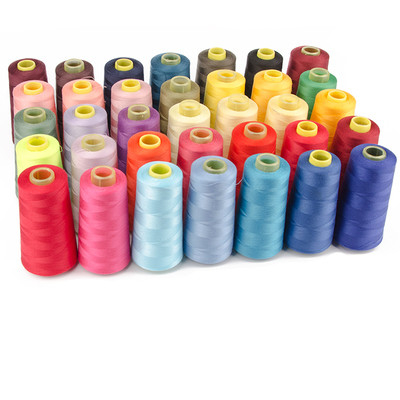 재고 중인 폴리에스터 실 Hilos De Coser 단색 염색 100% 폴리에스터 가닥 40/2 폴리에스터 꿰매기 실